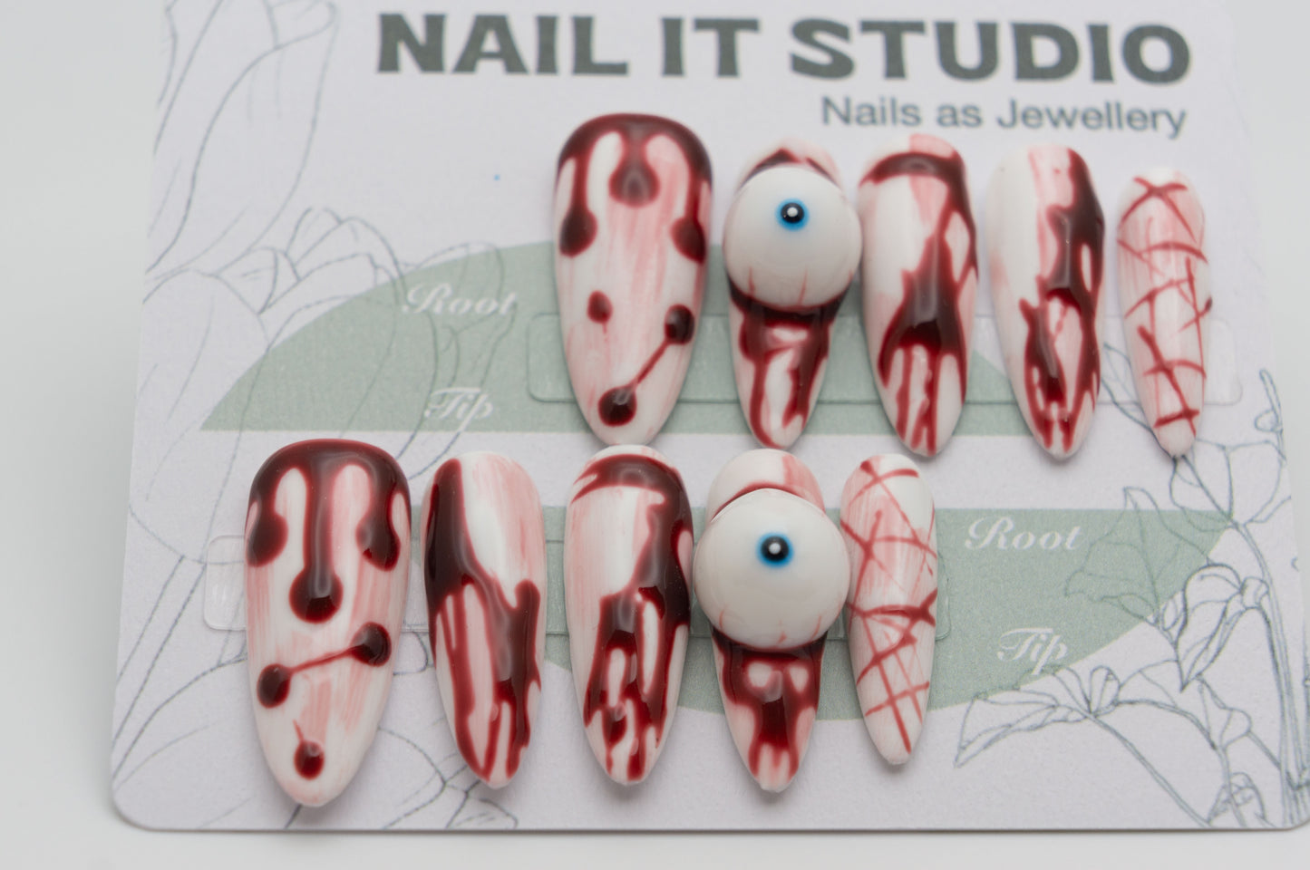 Unghie a Pression Halloween Sangue e Occhio in 3D Almond Lungo AB011