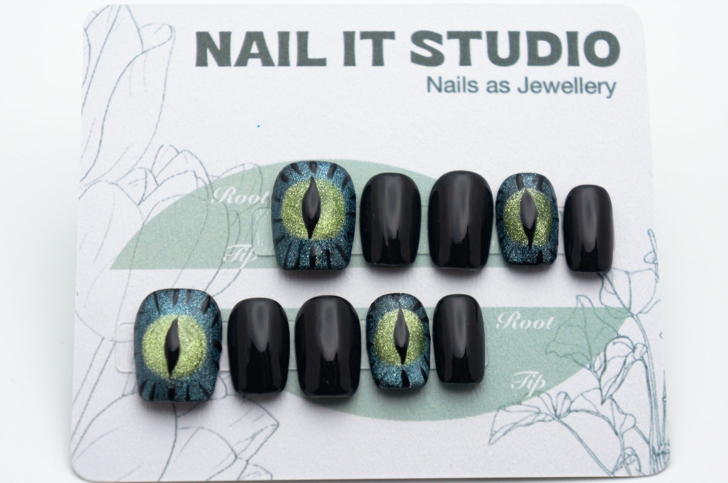 Unghie a Pressione Square Corto Nero con Occhi e Effetto Cat-eye CB006