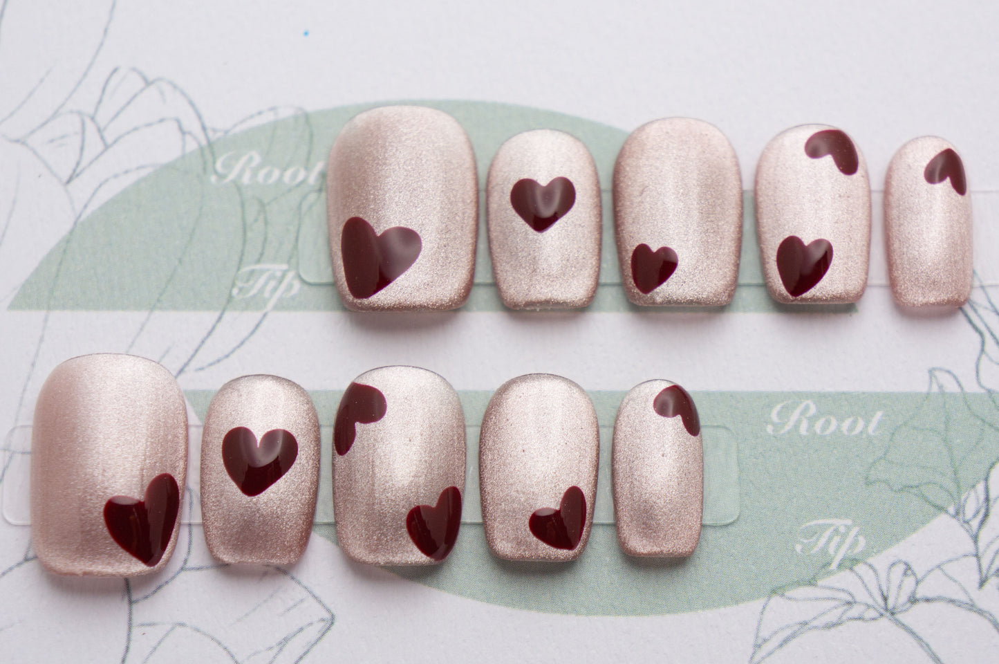 Unghie a Pressione Square Corto Rosa con Disegni di Cuore e Effetto Cat-eye DA006