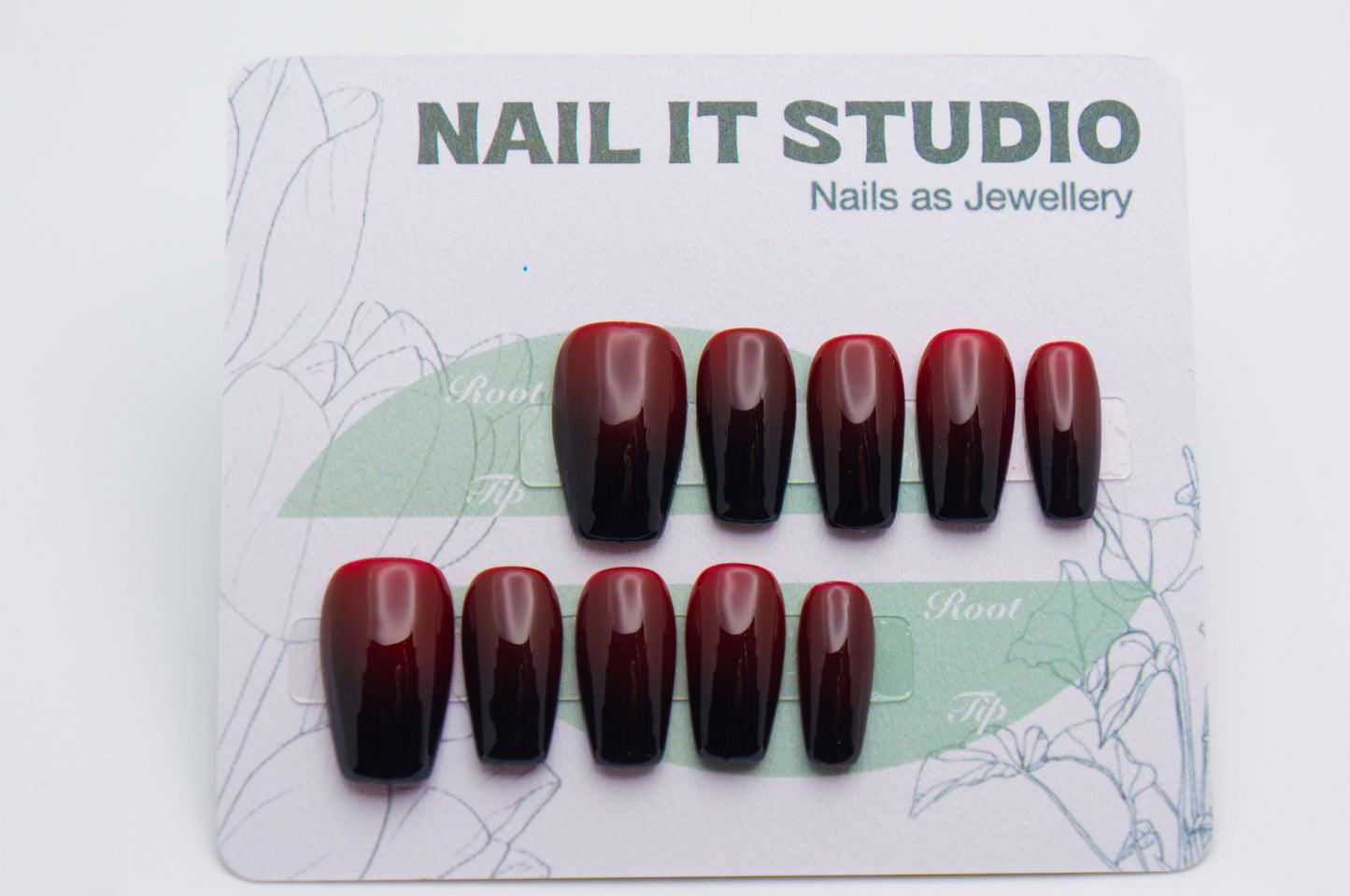 Unghie a Pressione Ballerina Corto Gradiente Rosso e Nero AA001