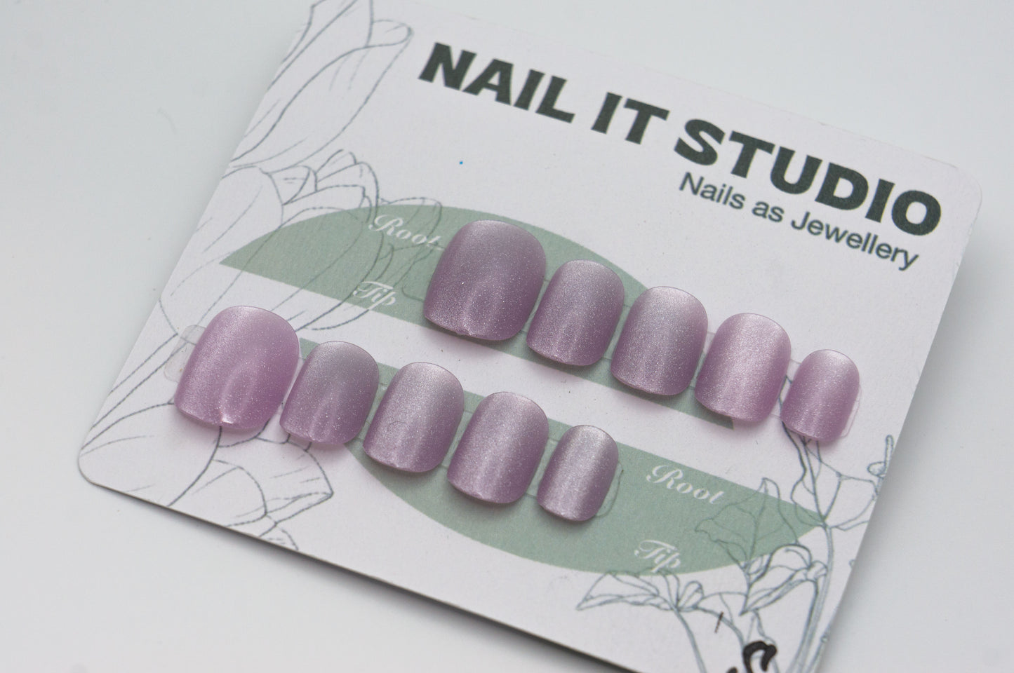 Unghie a Pressione Square Extra Corto Viola Lilla con Effetto Cat-eye Semplice BB001