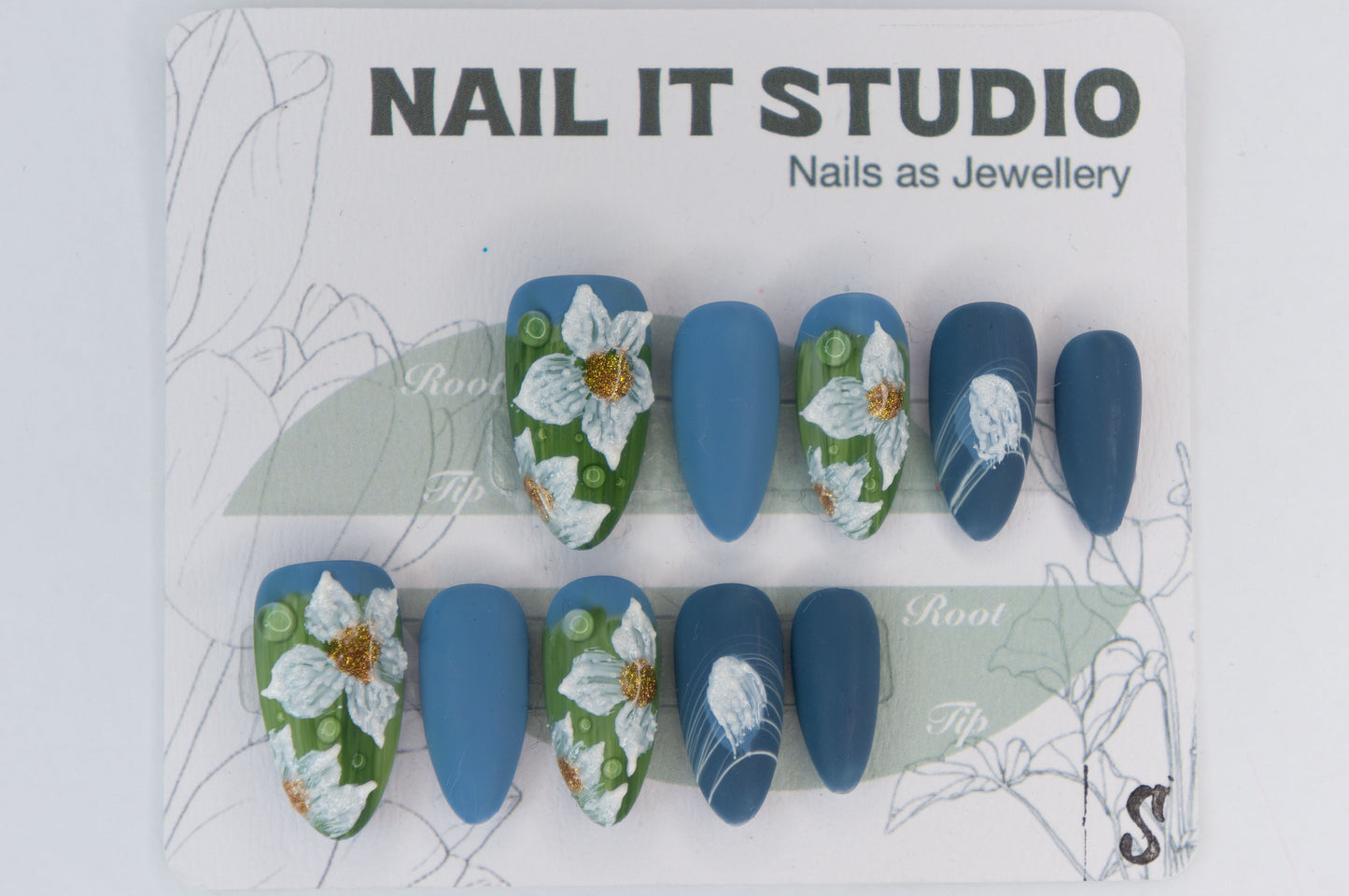 Unghie Press-on Stiletto Corto Medio Blu Azzurro Opaco Fiore 3D Sfera d'Acqua