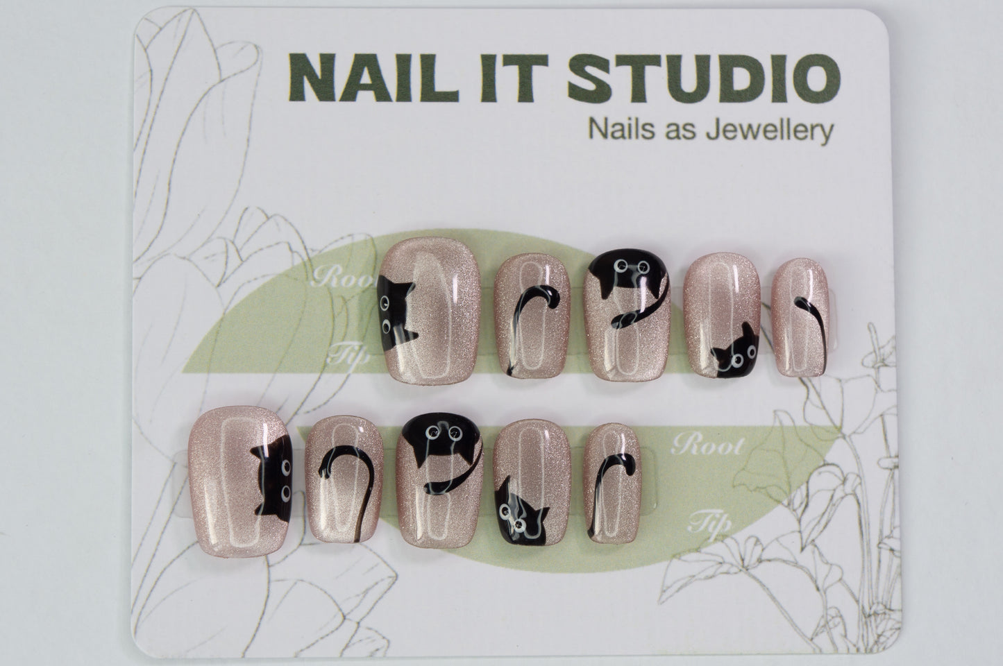 Unghie Press-on Square Extra Corto, Disegno di Gatto Nero a Mano con Effetto Cat-eye Rosa Argento EB004