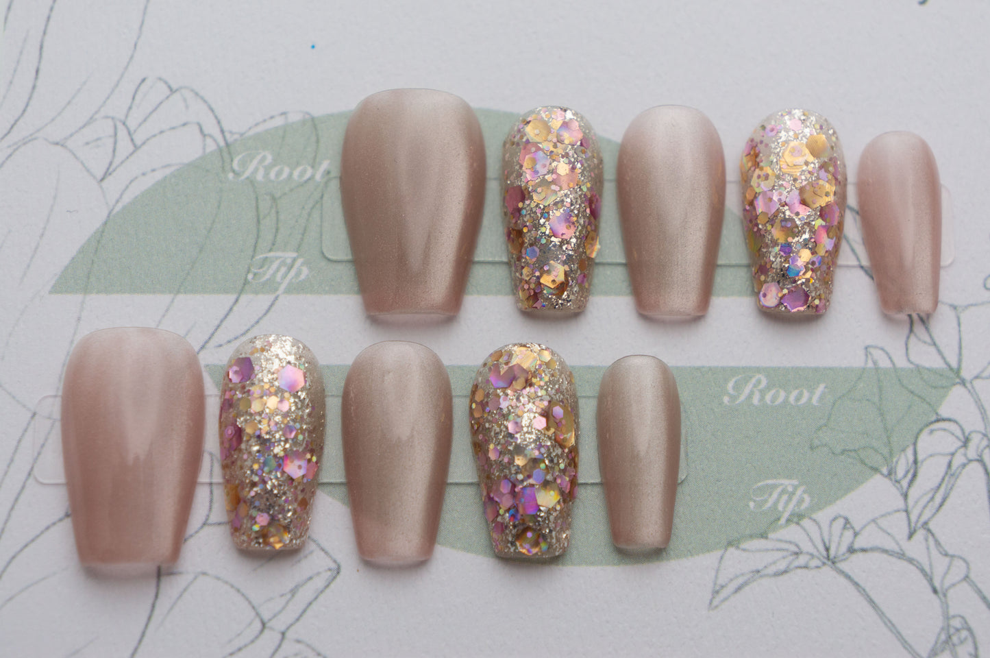 Unghie a Pressione Rosa Coffin Corto con Effetto Cat-eye e Glitter AA002